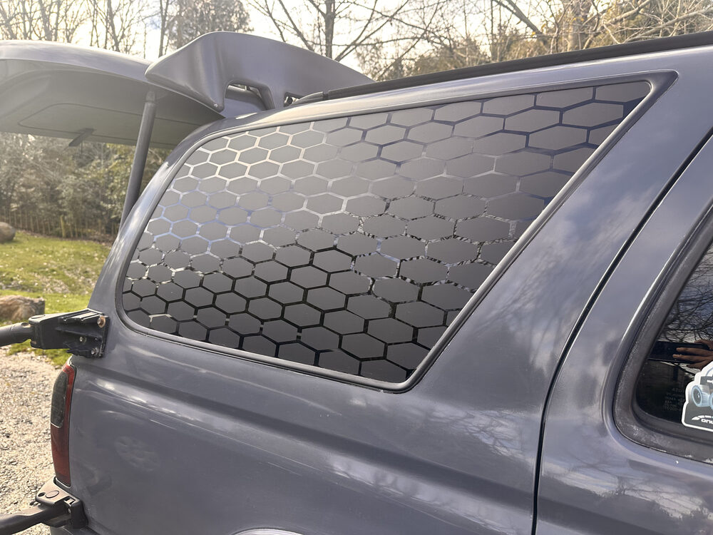 Patterned window tint finish